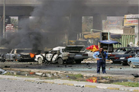 إصابة 4 مدنيين وعدد من عناصر الصحوة بحادثين منفصلين في بغداد