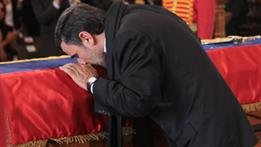 اتهام أحمدي نجاد بالكفر لتشبيهه تشافيز بعيسى المسيح