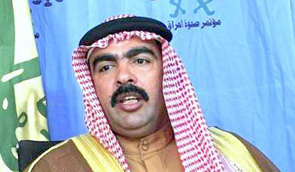 الشيخ احمد ابو ريشة في مقر اقامته يستقبل ممثل الامم المتحدة في العراق