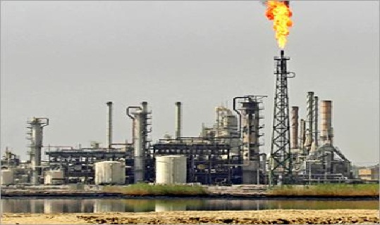 وزارة النفط العراقية تؤكد عدم قانونية العقد المبرم بين إقليم كردستان والموصل