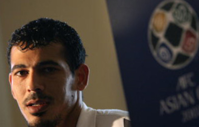يونس محمود سيواصل اللعب في قطر