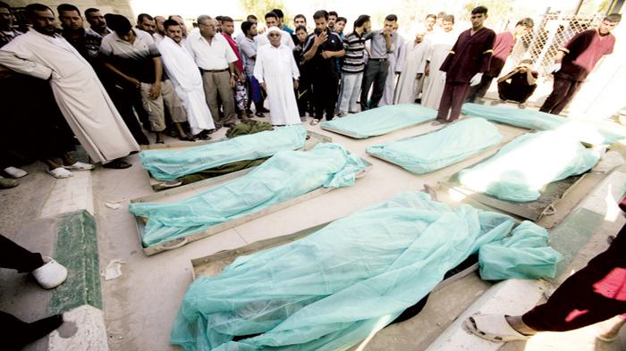 مصادر :مقتل 14 شخصا في النخيب