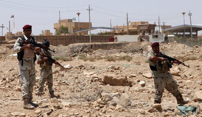مقتل خمسة افراد من الشرطة العراقية جراء  إشتباكات مسلحة على الحدود بين العراق وسوريا