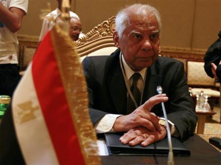 الحكومة المصرية الانتقالية تؤدي اليمين القانونية