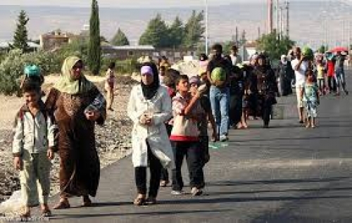 آلاف اللاجئين السوريين يغادرون العراق