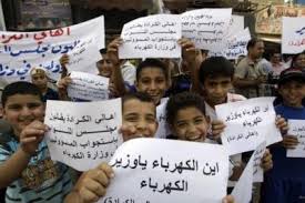 تظاهرات كبيرة في 3 مدن بالبصرة احتجاجاً على تردي الكهرباء وشط العرب