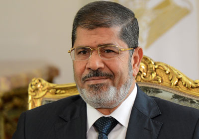 احتشاد لمؤيدي مرسي مع عدم وجود بوادر لانفراج الازمة
