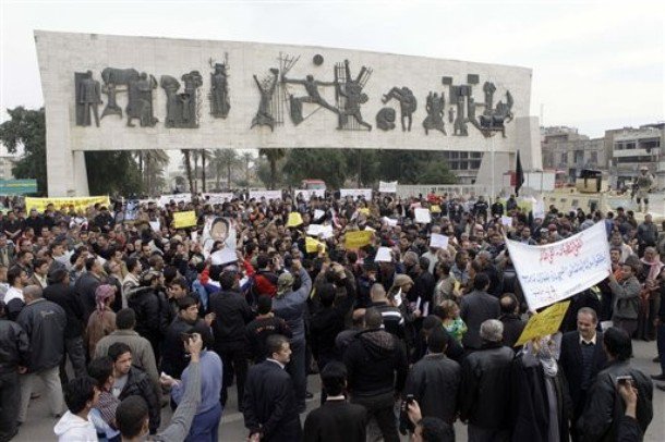 حكومة المالكي تمنع التظاهر ضد فسادها