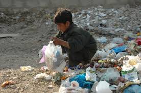 مزاعم.. انخفاض معدلات الفقر في العراق