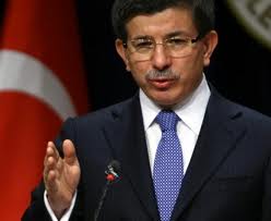 وزير الخارجية التركي يقول ان بلاده ستنضم الى اي تحالف ضد سوريا