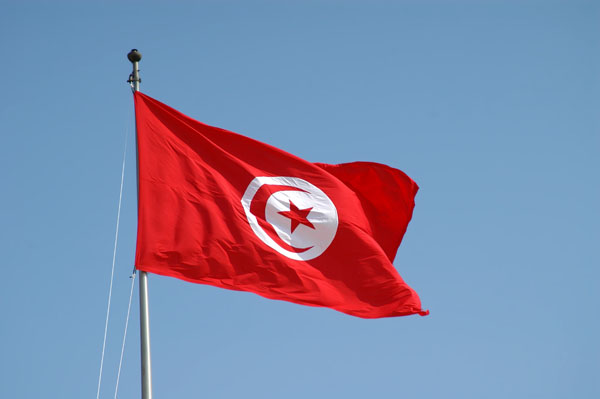 فلول النظام القديم في تونس يعودون للمشهد السياسي
