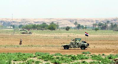 مجلس محافظة الانبار يطالب قيادة عمليات المحافظة بحماية حدودها بدلا من الجزيرة