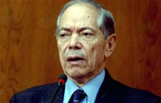 وفاة أسامة الباز المستشار السياسي لمبارك عن عمر ينهاز 82