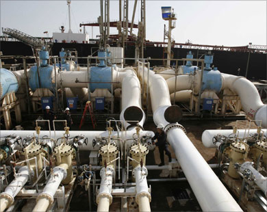 الصناعة النفطية في العراق ستحقق نموا كبيرا في عام 2014