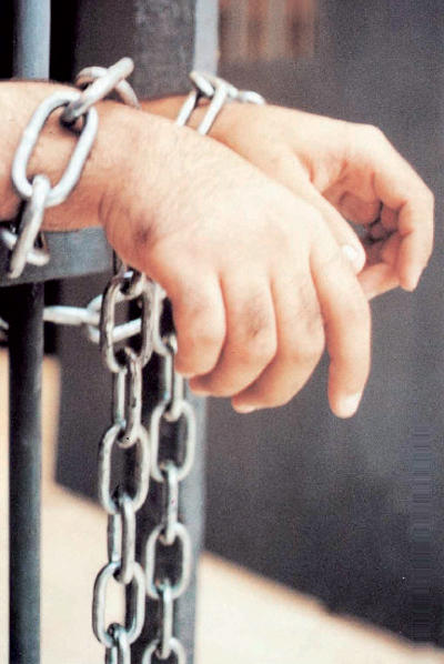 السلطات العراقية تعفو عن معتقلين ايرانيين   وآلاف السجناء العراقيين لازالوا في  إيران     بقلم د. بشرى الحمداني