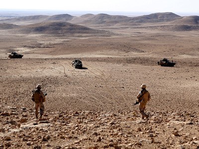 عملية “اسود الصحراء” تدمر 11 معسكرا لتنظيم القاعدة في صحراء الانبار