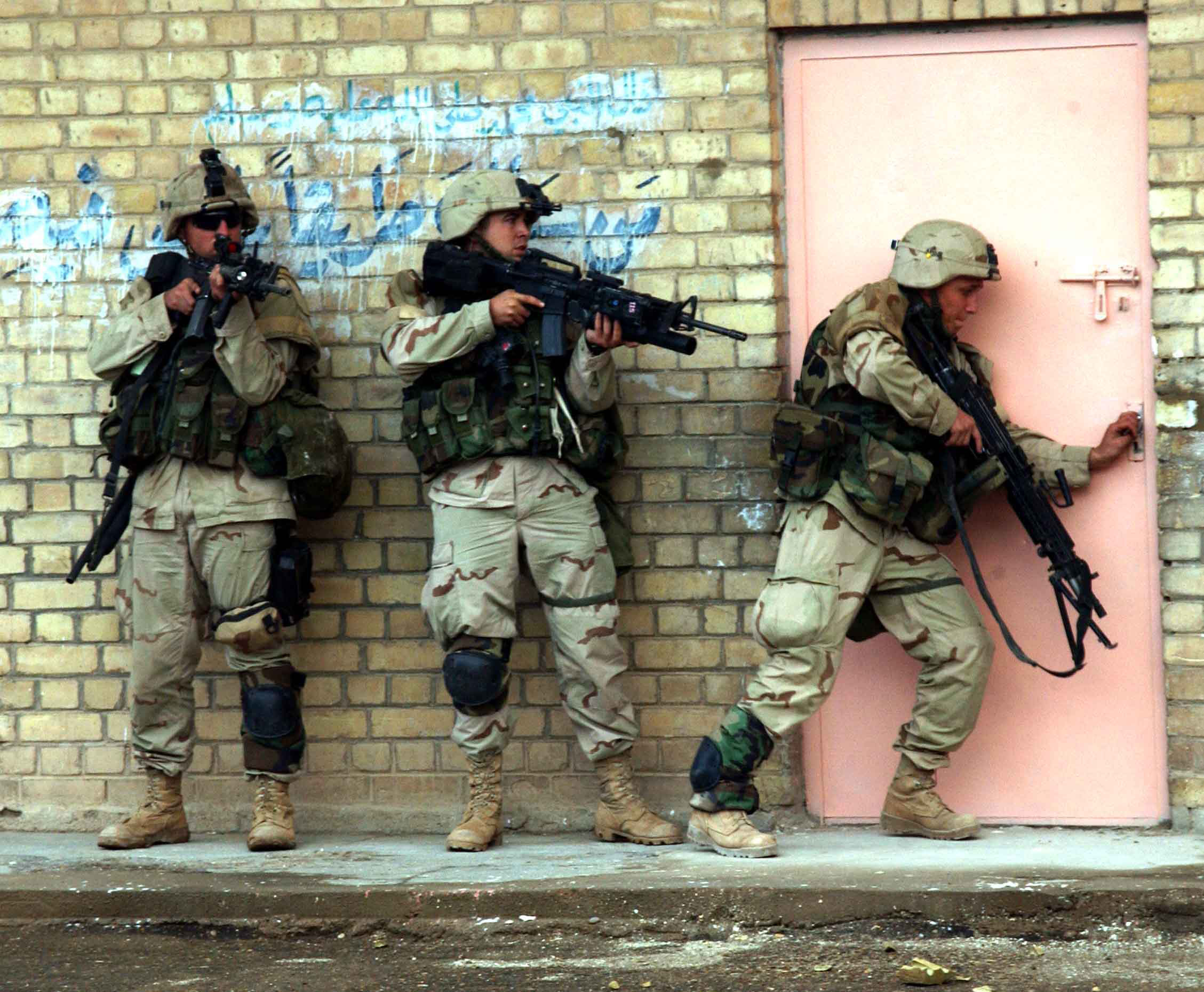 الحقوق النيابية :تعامل قوات المالكي الامنية  مع العراقيين خارج الوصف الانساني