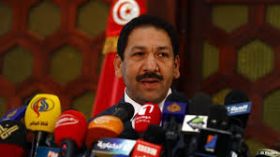 وزير الداخلية التونسي:منعنا منذ اذار الماضي ستة الاف تونسي من السفر الى سوريا
