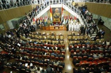 مشادات كلامية بين النواب الكرد في اول جلسة لبرلمان كردستان