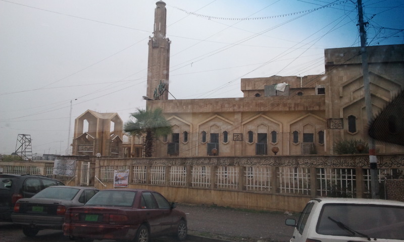 اصابة امام وخطيب جامع الصديق في الموصل