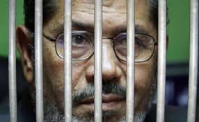 تجديد حبس مرسي شهرا في قضية وادي النطرون