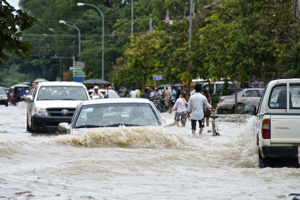 مصرع 22 شخصا في فيضانات بوسط فيتنام