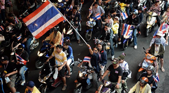 مناهضين للحكومة التايلندية يعرقلون تسجيل الاحزاب السياسية في الانتخابات الوطنية