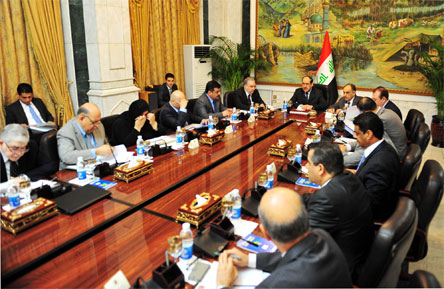مجلس الوزراء يخفق في حسم الموازنة لعام 2014