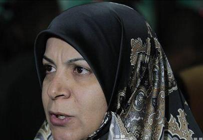 مستشارة المالكي حنان الفتلاوي:لم انسحب من دولة القانون!