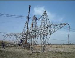وزارة الكهرباء :انقطاع التيار الكهربائي في الانبار نتيجة استهداف خطين لنقل الطاقة