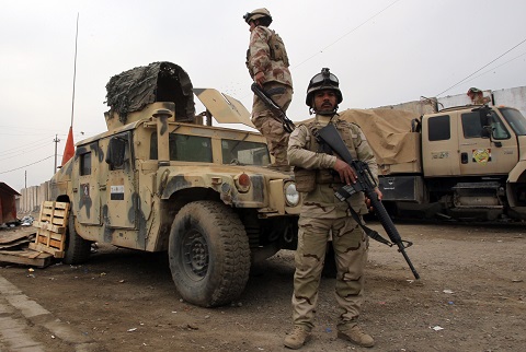 الدفاع :مقتل 35 داعشي من قبل قواتنا في الرمادي
