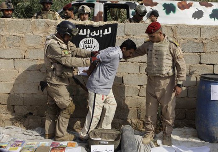 القبض على  12  ارهابيا شرقي الموصل