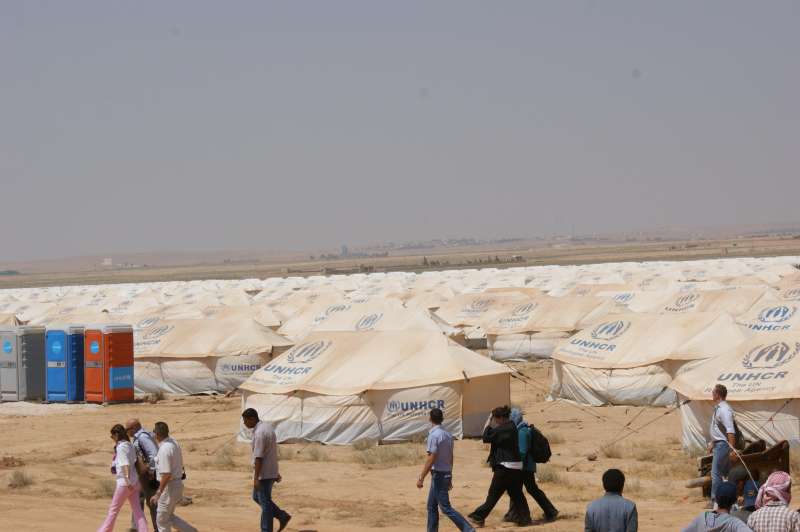 افتتاح مخيم للاجئين السوريين الجدد في منطقة الازرق