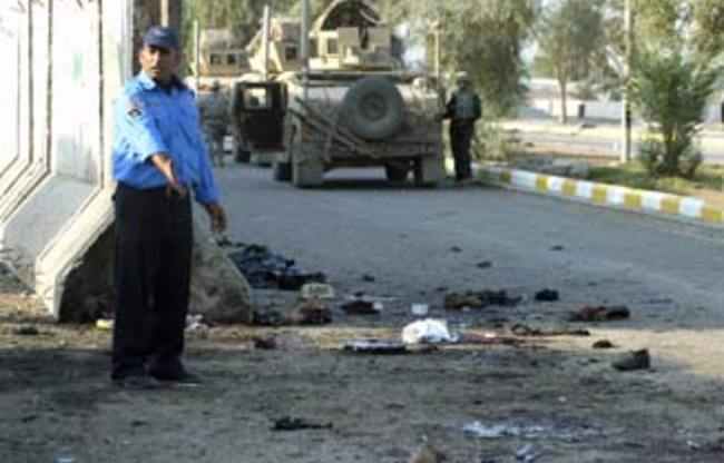 مقتل واصابة 18 مدنيا بتفجير انتحاري وسط مشيعين في الرمادي