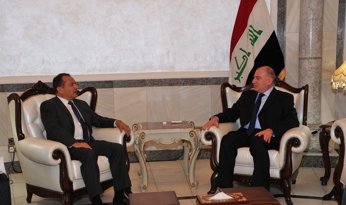 النجيفي  والسفير البريطاني يبحثان العملية الانتخابية في العراق