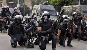 مصر:اشتباكات بين الامن المصري وجماعة الاخوان
