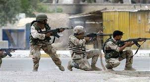 اشتباكات مسلحة بين الجيش العراقي ومجموعات من التيار الصدري في ساحة المظفر في بغداد