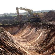 نائب: حفر خندق حول بغداد دليل ضعف القرار الامني