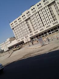 ساحة الميدان تستعيد عافيتها