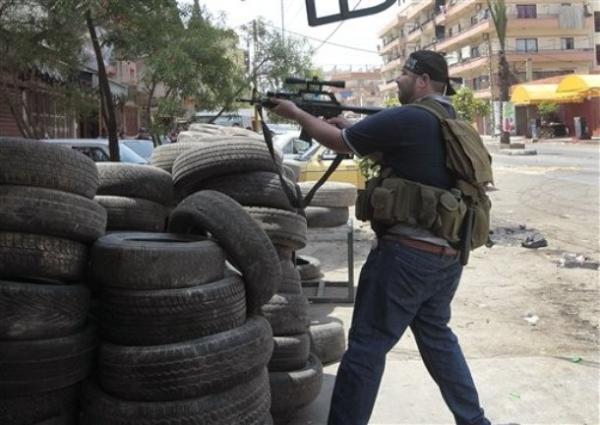 مقتل واصابة 200 شخصا في اشتباكات مسلحة في طرابلس