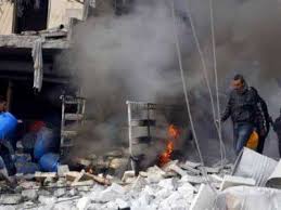 البراميل المتفجرة تقتل 20 شخصاً وتصيب العشرات في حلب
