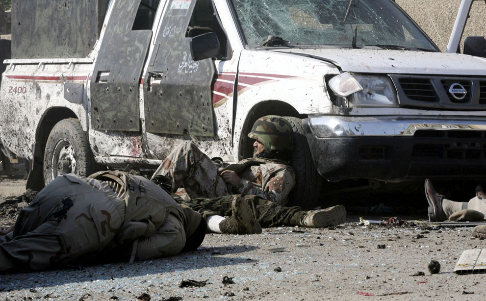 مقتل ضابط واصابة جندين بانفجار عبوة ناسفة جنوبي بغداد