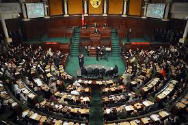البرلمان التونسي يتراجع عن سحب الثقة من وزيرين