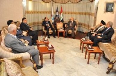 قادة تقسيم العراق يجتمعون في بيت الجعفري!!