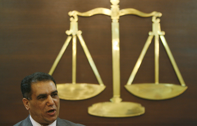 المحكمة الجنائية المركزية :حكام بحق  رئيس هيئة النزاهة السابق رحيم العكيلي