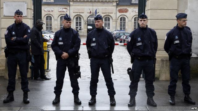 باريس :تعرض موكب أمير سعودي  إلى هجوم مسلح