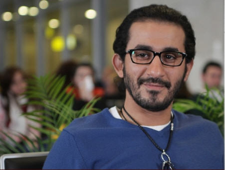 احمد حلمي يقع ضحية القرصنة الالكترونية