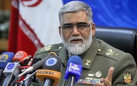 قائد القوة البرية الايرانية:قواتنا تقاتل “داعش” داخل الاراضي العراقية