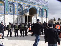 فلسطين:مواجهات داخل المسجد الاقصى