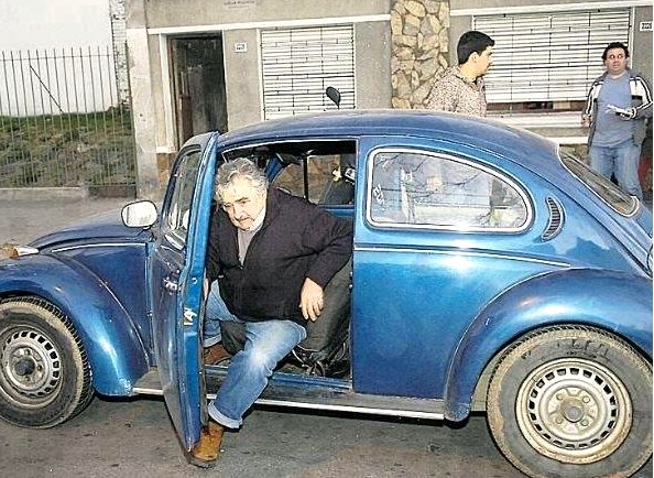سيارة رئيس الجمهورية فولكس واكَن موديل 1987